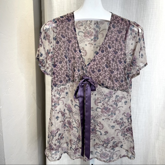 Cote Femme Silk Lavender Based Floral Short Sleeve Top - Size 38 - U.S. 6 - Picture 1 of 6